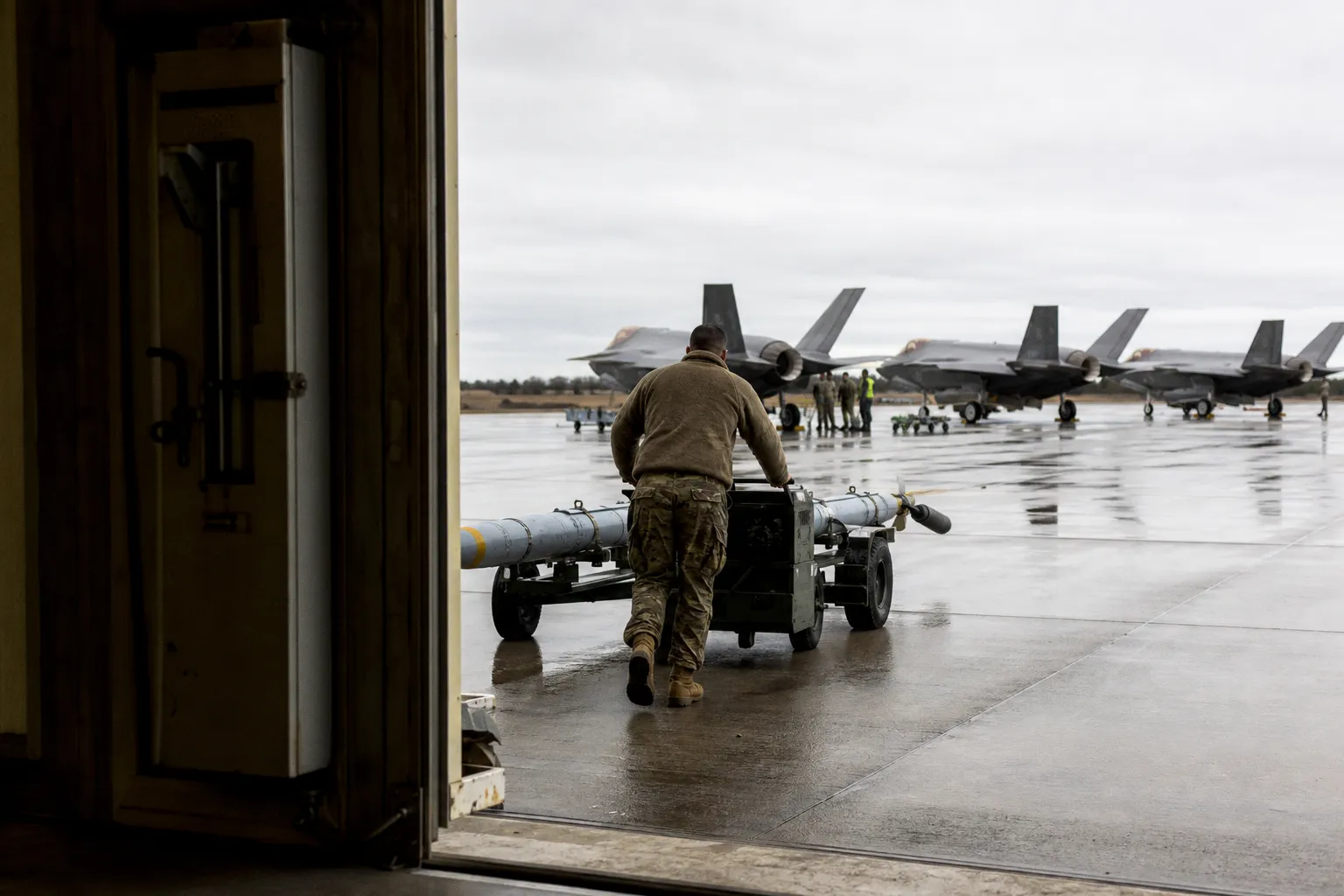 Behind the U.S. Military Pause: Diplomacy or Interceptor Shortages?
