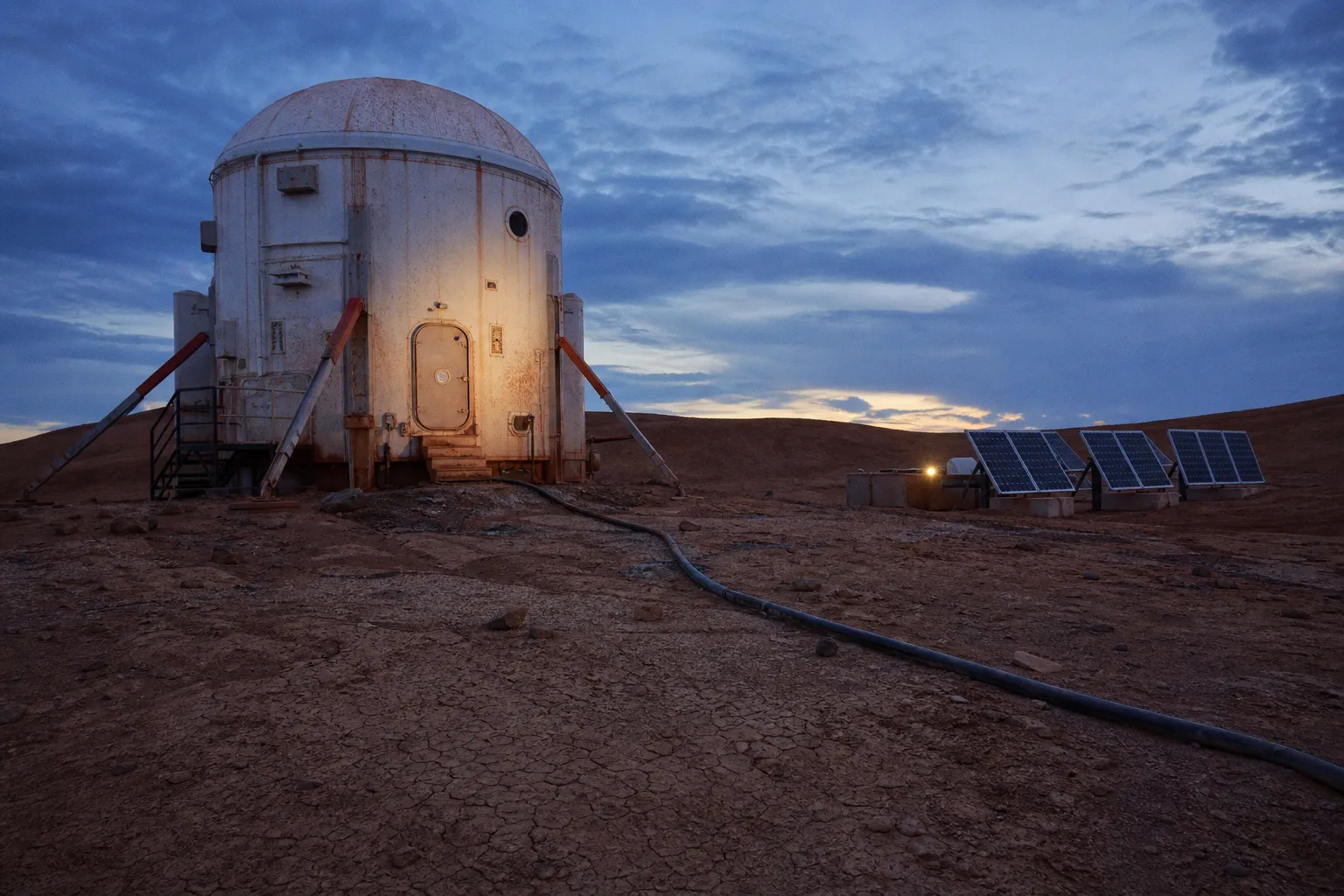 Future space exploration missions: Mars simulation lessons
