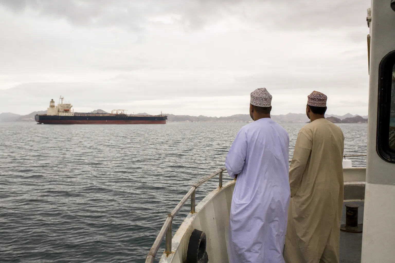 Oman Rejects Transit Fees, Reaffirms International Law in Strait of Hormuz - News and Statistics